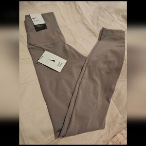 Nike Yoga  Leggings